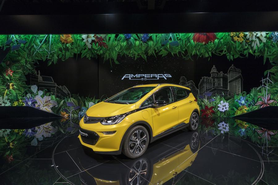  Opel Ampera-e 2016 года  (фото 42 из 44)
